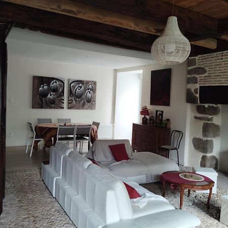 Gite Et Chambre D'Hotes Les Authentiques Saint-Estephe  Esterno foto